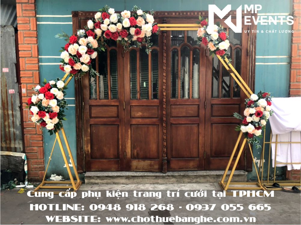 Bán cổng cưới hoa giả giá rẻ tại TPHCM