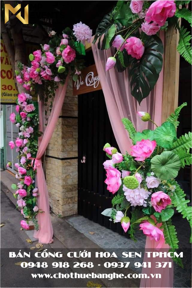 Bán cổng cưới hoa sen giả tại TPHCM