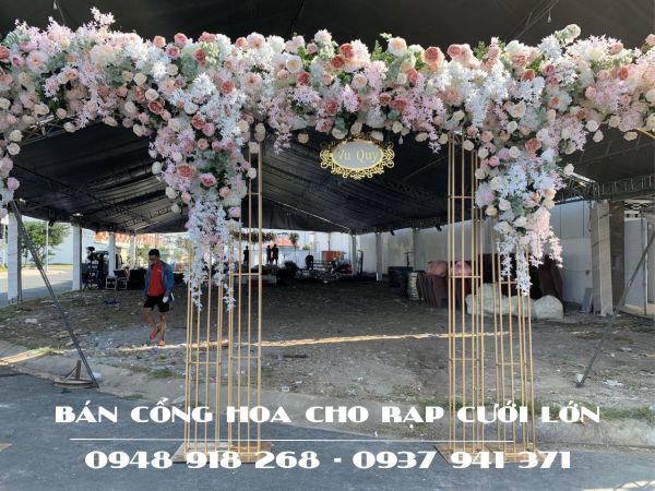 Bán cổng hoa cưới cho rạp cưới lớn tại TPHCM
