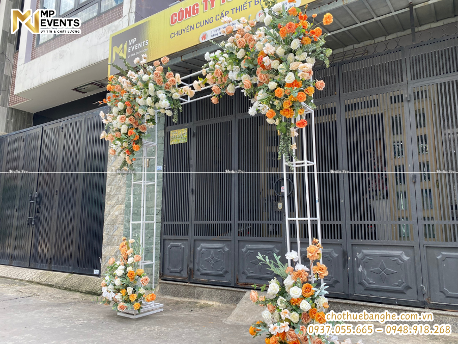 Bán cổng hoa cưới giá rẻ tại tphcm