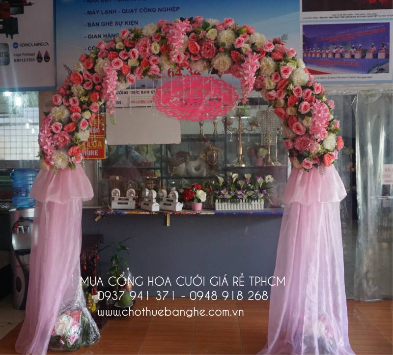 Mua cổng hoa cưới giá rẻ tại tphcm với giá chỉ 3,900,000 VNĐ/cổng