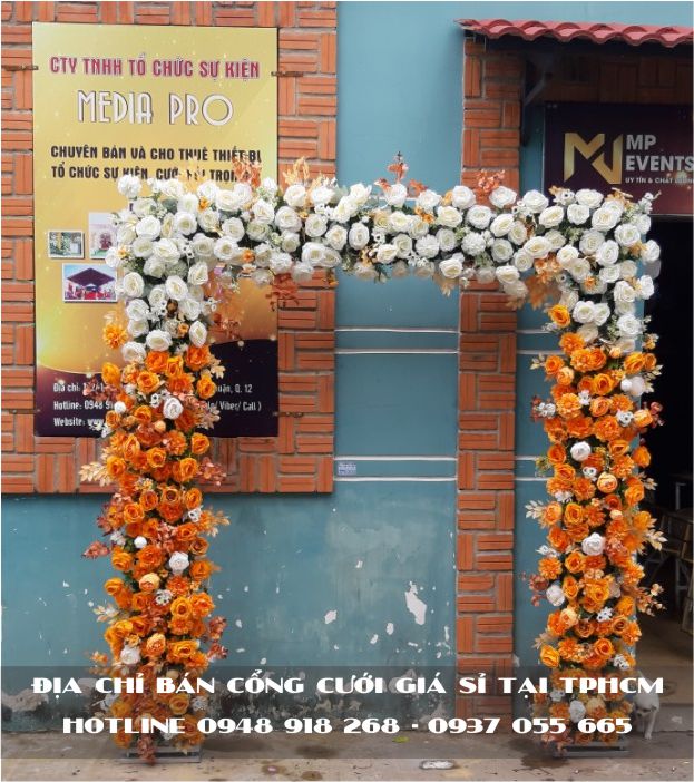 Xưởng sản xuất bán cổng hoa cưới giá rẻ tại TPHCM