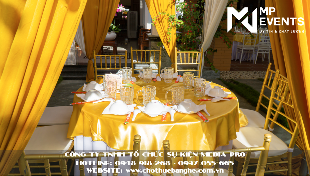 Cho thuê bộ bàn ghế tiffany cao cấp màu vàng đồng đãi tiệc đám cưới tại An Phú Đông - Quận 12