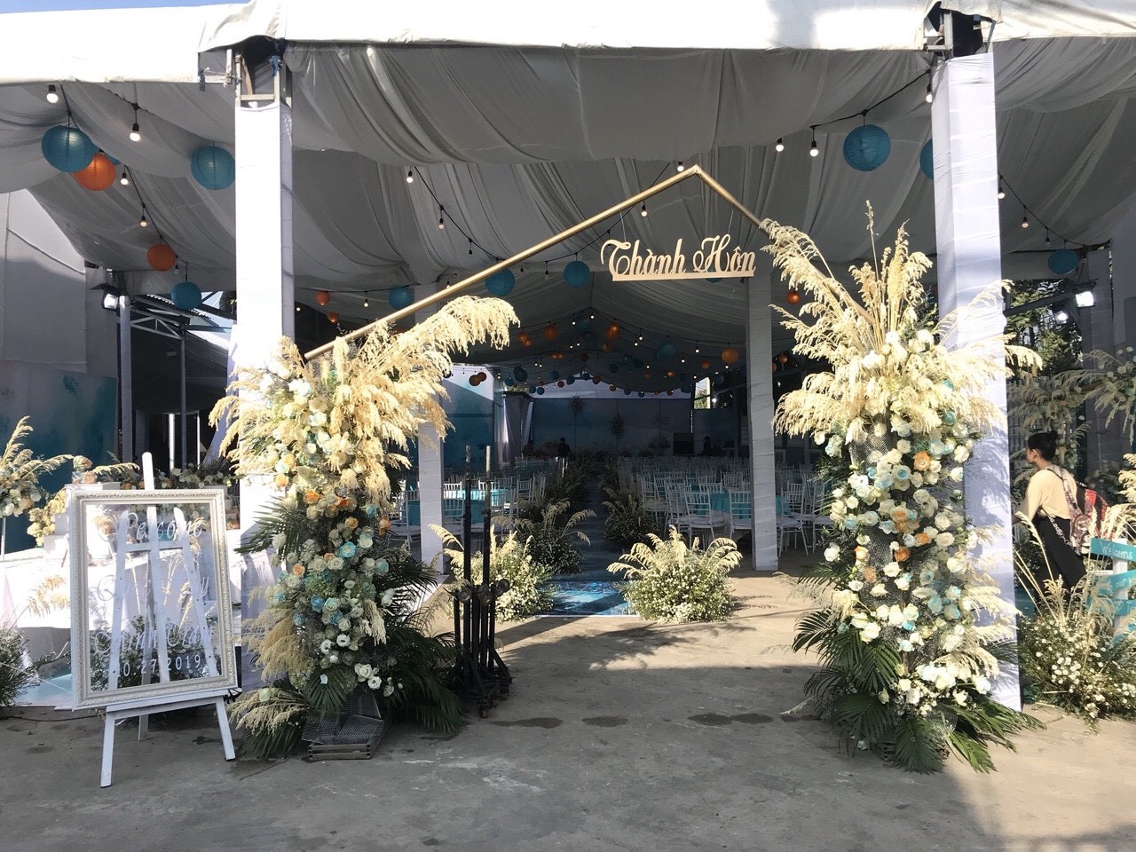 Trang trí cổng hoa đẹp đám cưới tại nhà TPHCM