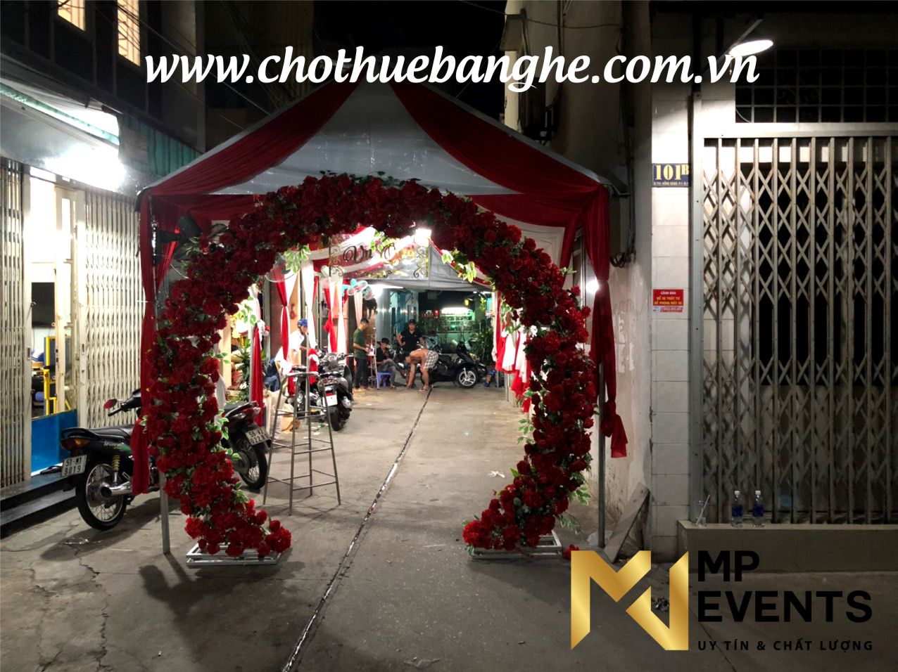 Trang trí đám cưới trọn gói nhà người hoa tại Tân Phú