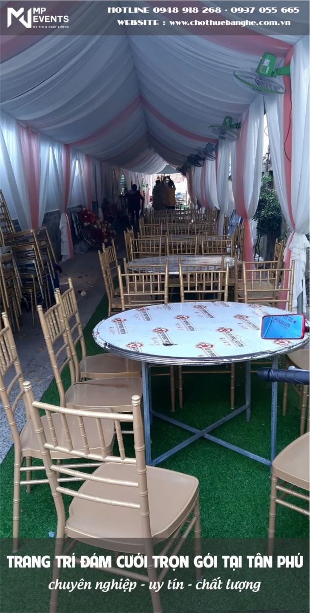 Cho thuê bộ bàn ghế tiffany đám cưới trọn gói tại Tân Phú