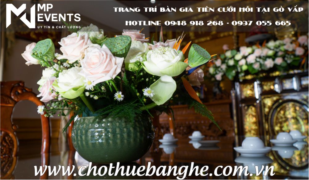 Trang trí hoa để bàn họ ngồi đám cưới tại Gò Vấp