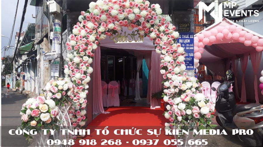 Cho thuê rạp cưới cổng hoa tông màu hồng tại Gò Vấp