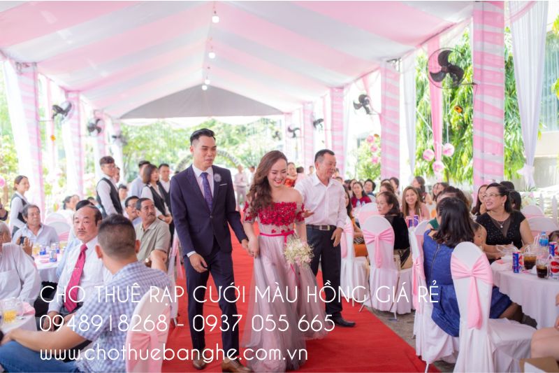 Giá thuê rạp đám cưới cao cấp tông màu hồng tại quận 12