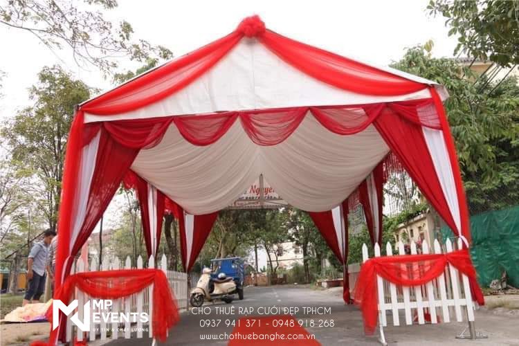 Cho thuê rạp cưới chân trụ tròn tông trắng - đỏ tại TPHCM