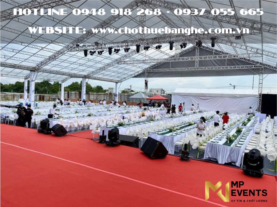 Mẫu rạp cưới mái che nilong trong suốt đẹp nhất năm 2021