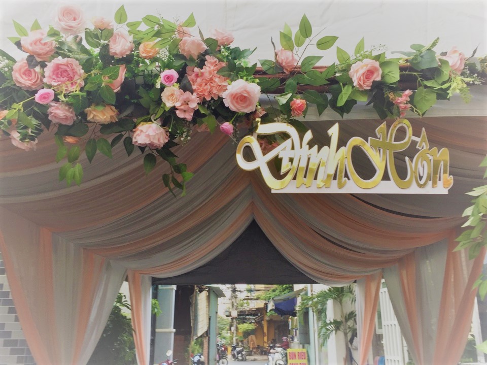 Dịch vụ trang trí rạp cưới, cổng hoa cưới đẹp tại Gò Vấp