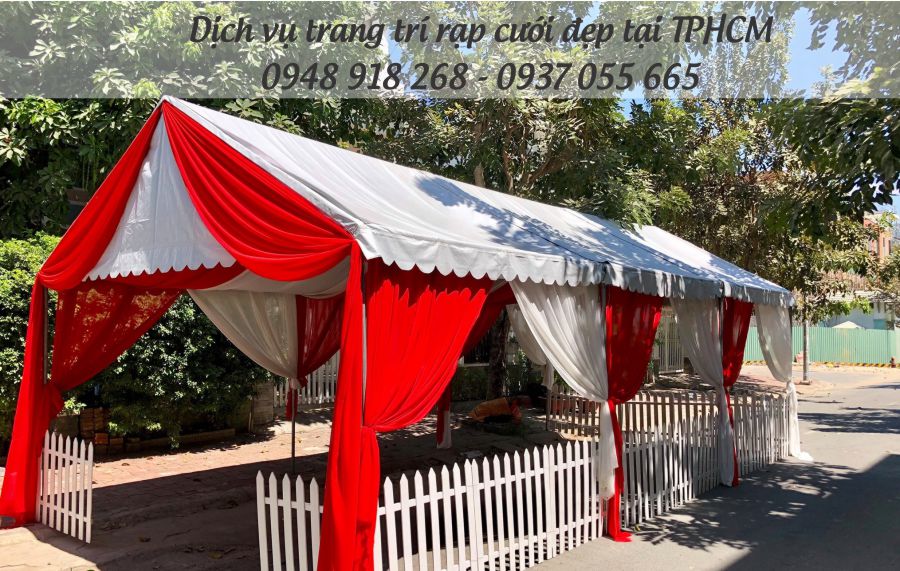 Trang trí rạp đám cưới đẹp tông màu đỏ tại Tân Phú