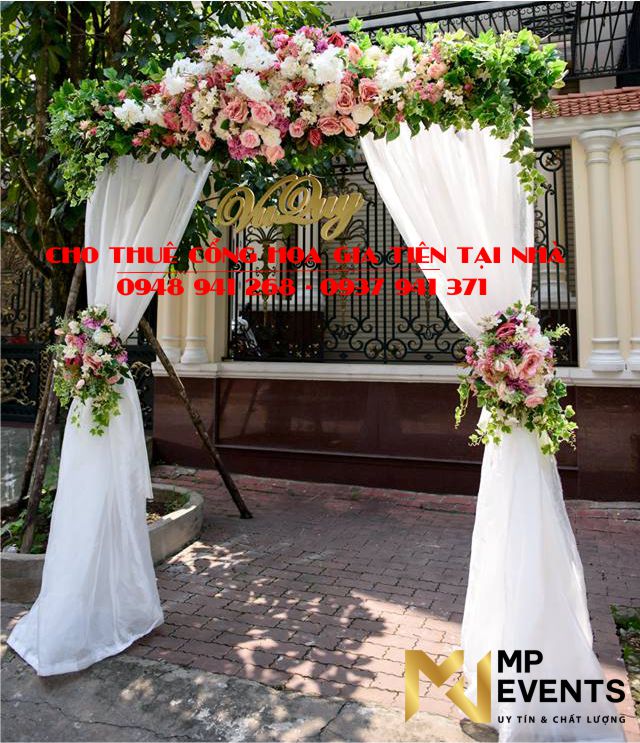 Cho thuê cổng hoa cưới giá rẻ nhấ TPHCM 