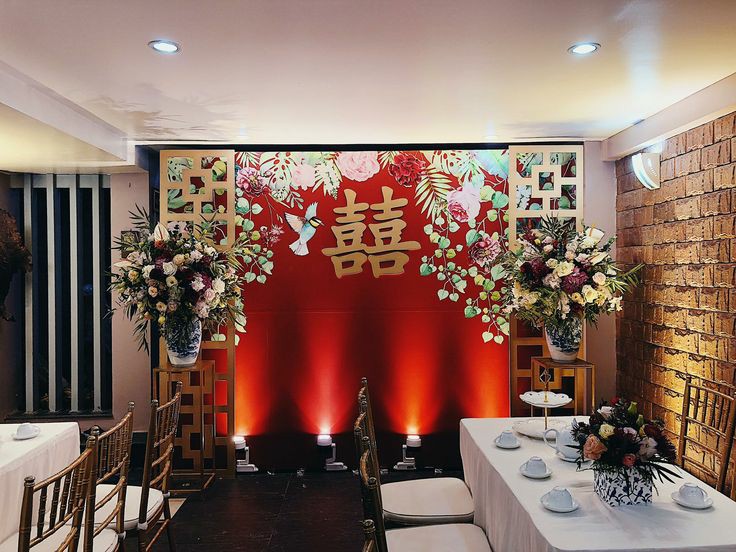 Dịch vụ trang trí bàn thờ gia tiên đám cưới kiểu người hoa tại TPHCM