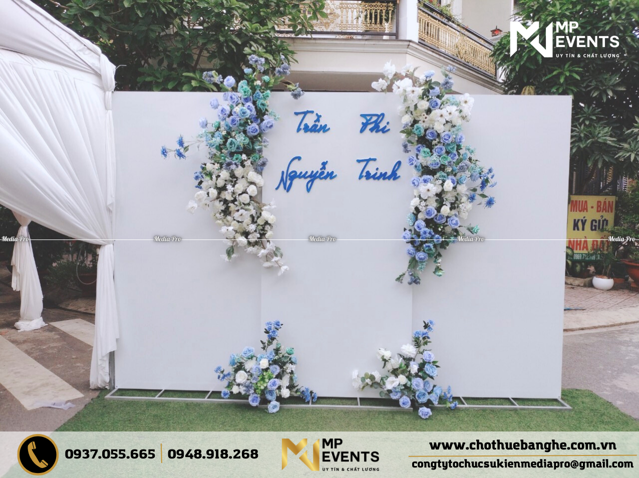Backdrop hoa tươi - hoa lụa dùng cho trang trí cưới hỏi tại TPHCM