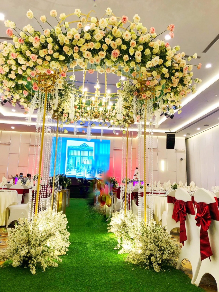 Trang trí nhà hàng tiệc cưới trọn gói tại TPHCM 0948 918 268