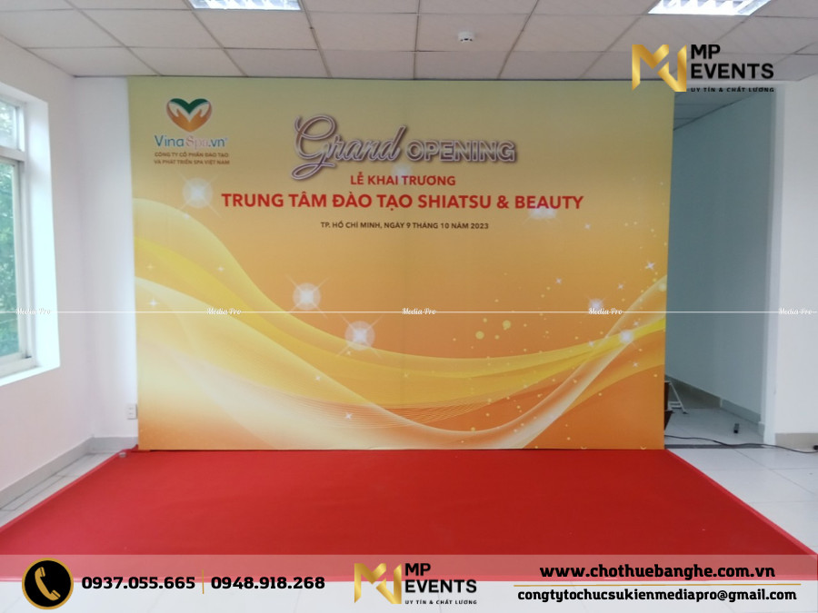 Cho thuê backdrop tổ chức khai trương tại quận 3