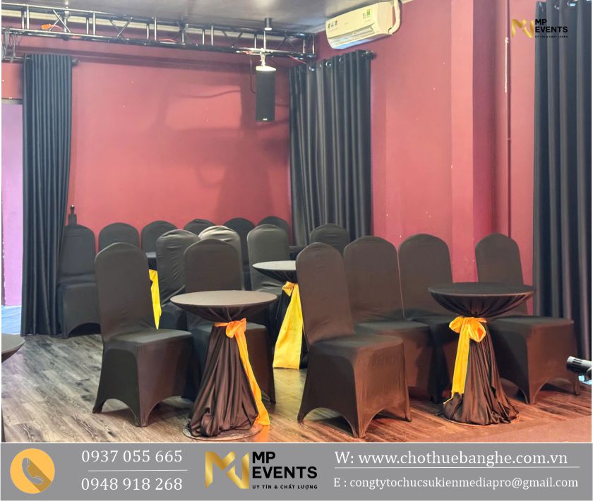 Cho thuê bộ bàn ghế bar thấp