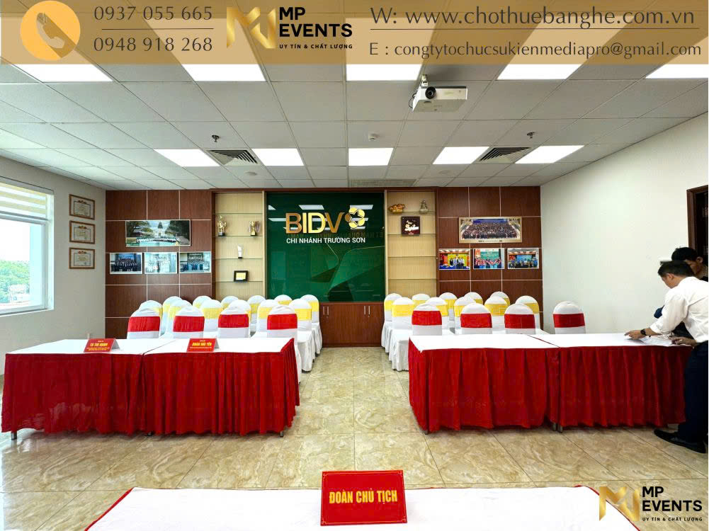 Cho thuê bàn ghế sự kiện cho Đại hội Đảng tại Gò Vấp