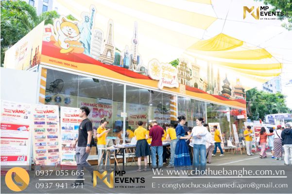 Cho thuê bàn ghế eames số lượng lớn tại TPHCM