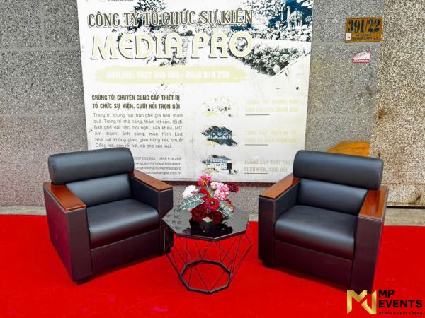 Cho thuê bàn ghế talkshow giá rẻ tại TPHCM 