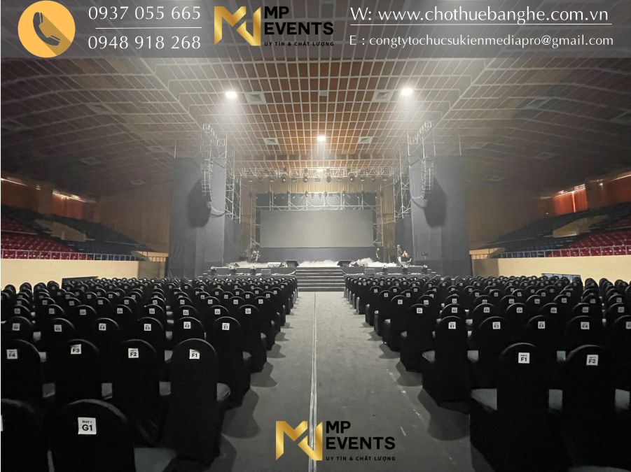 Cho thuê bàn ghế tổ chức FAN CONCERT tại nhà thi đấu quân khu 7