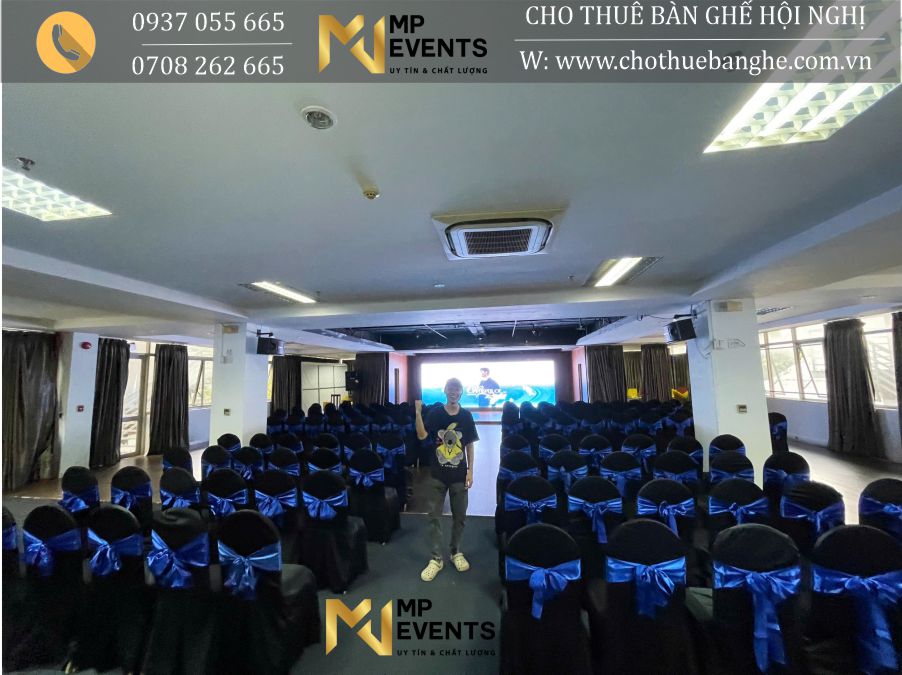 Cho thuê ghế nệm, ghế banquet hội nghị số lượng lớn tại TPHCM
