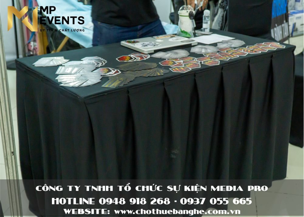 Cho thuê bàn dài IBM 1m2 giá rẻ tại TP. HCM