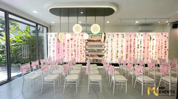 Top những địa chỉ cho thuê ghế tiffany giá rẻ tại TPHCM