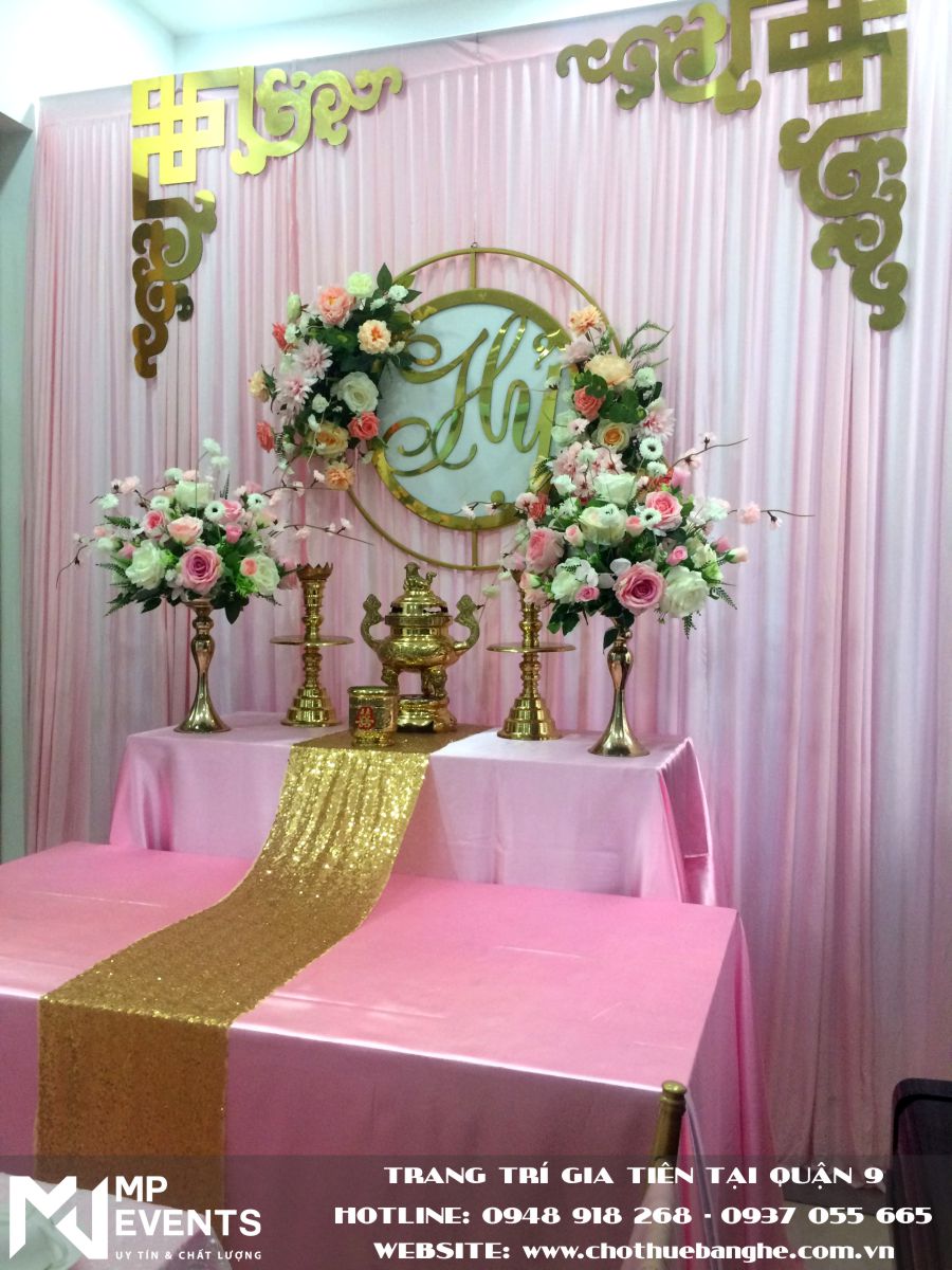 Trang trí bàn thờ làm lễ gia tiên tại quận 9
