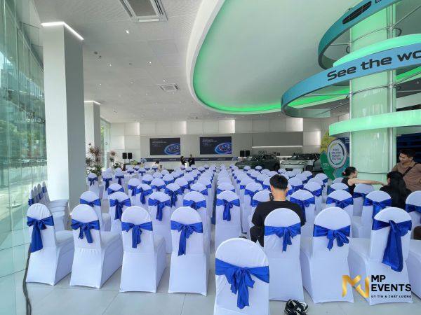 Cho thuê bàn ghế sự kiện số lượng lớn tại Phú Nhuận 