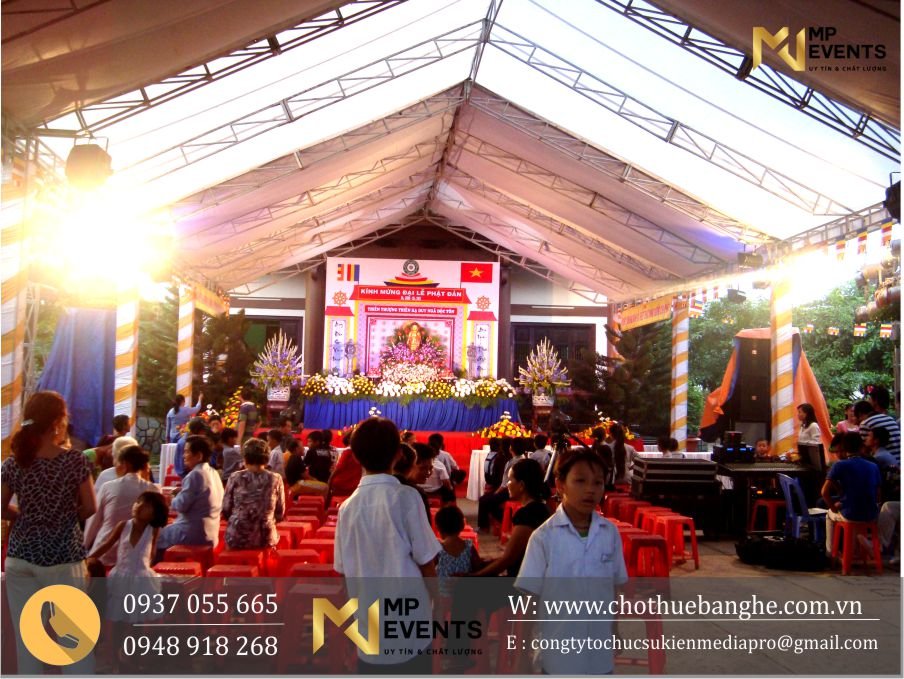 cho thuê bàn ghế sự kiện giá rẻ
