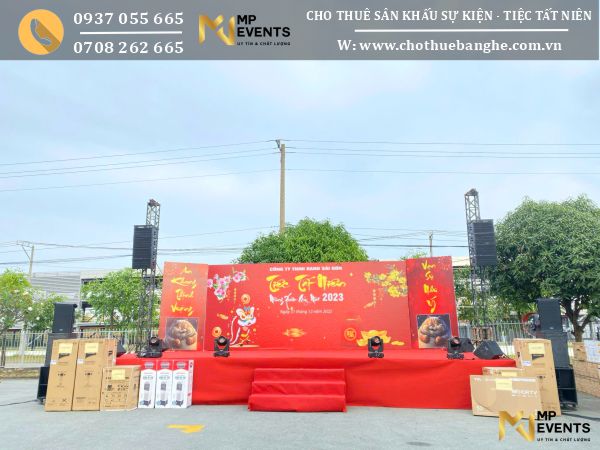 Cho thuê trọn gói sân khấu - backdrop - âm thanh ánh sáng cho Tiệc Tất Niên