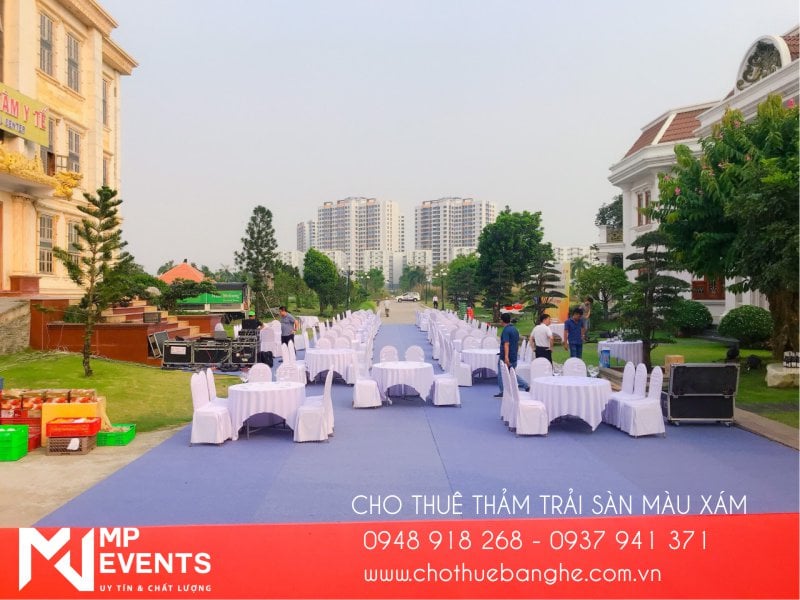 Thảm xám trải sự kiện